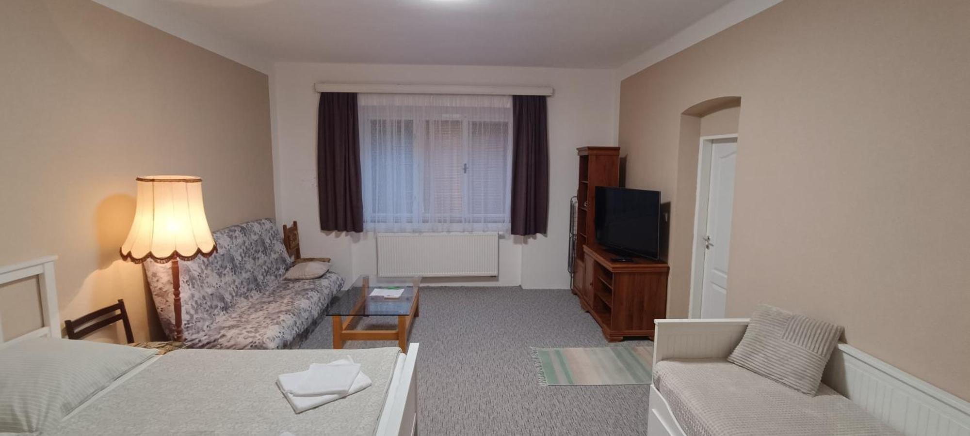 Apartman Horni Slavkov Hodinarstvi Εξωτερικό φωτογραφία